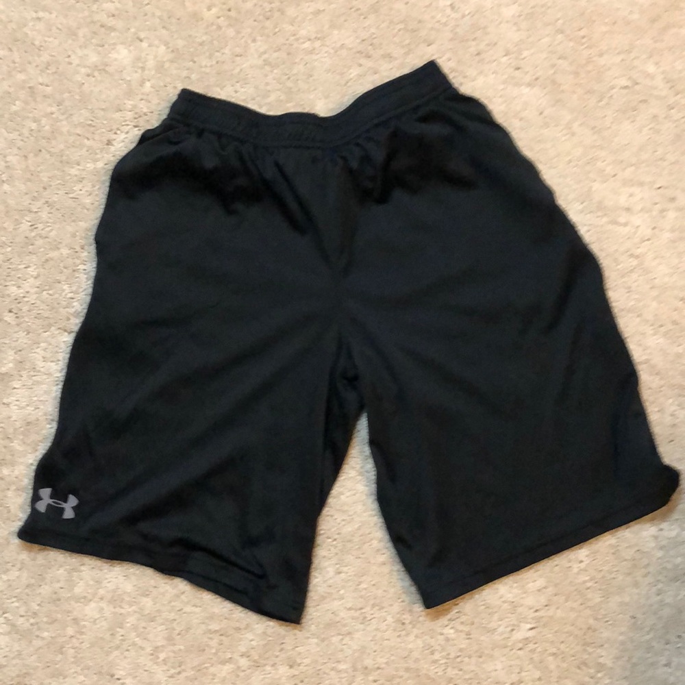 UA loose YL Athletic Shorts